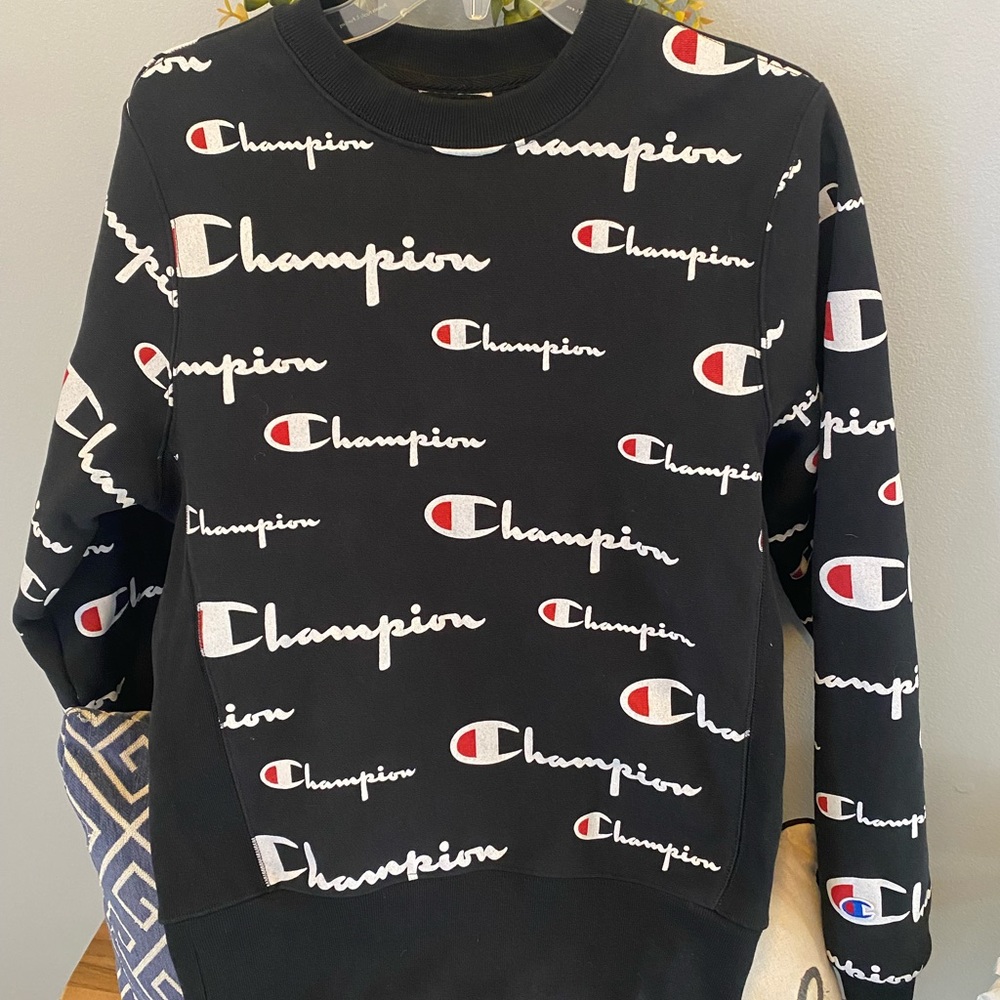 Sweater - Picture 2 of 5